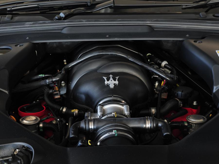  Maserati GranCabrio MC 2013 года  (AU) (фото 3 из 14)